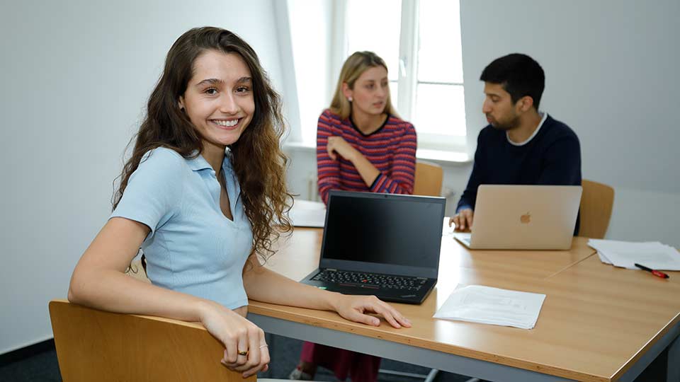 Bachelor Studiengänge berufsbegleitend ISM Campus Dortmund