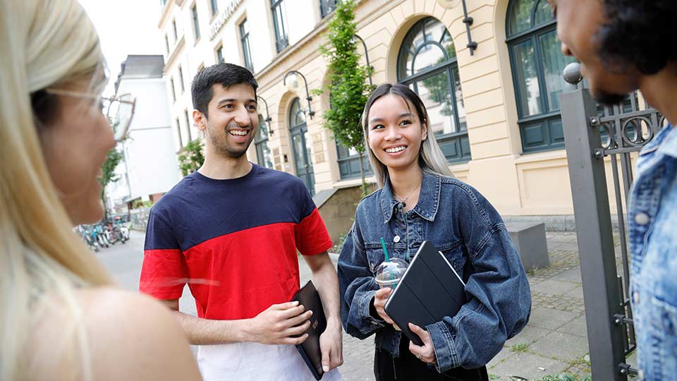 Bachelor Studiengänge berufsbegleitend ISM Campus Dortmund