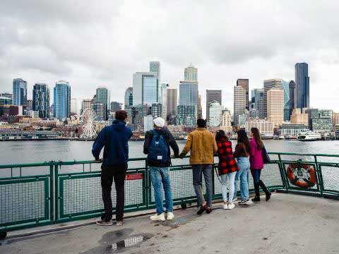 Studierende bei einem Ausflug in Seattle